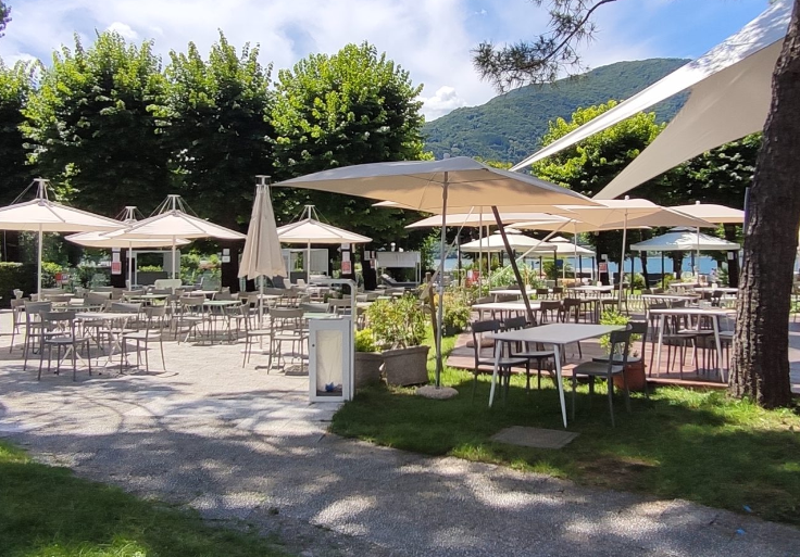 LIDO DI MANDELLO: UNA SPIAGGIA IN CUI RILASSARSI E STARE IN COMPAGNIA 1