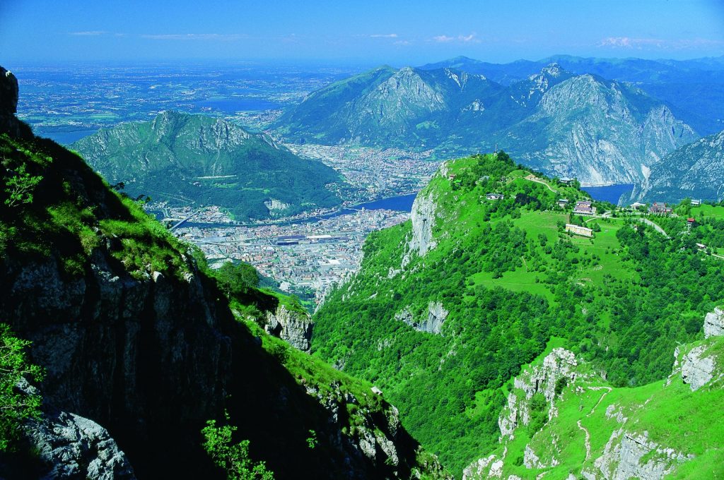 PIANI D’ERNA: UN BALCONE PANORAMICO SULLA CITTÀ 1