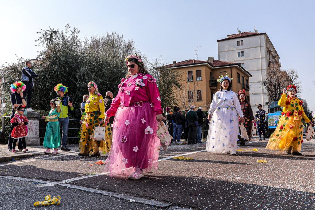 Carnevalone di Lecco: trionfa la Jamaica di "Noi per Voi" 11