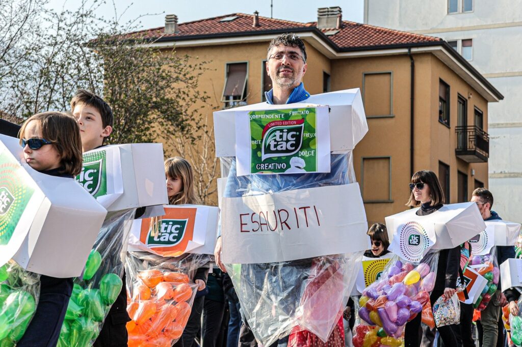 Carnevalone di Lecco: trionfa la Jamaica di "Noi per Voi" 31