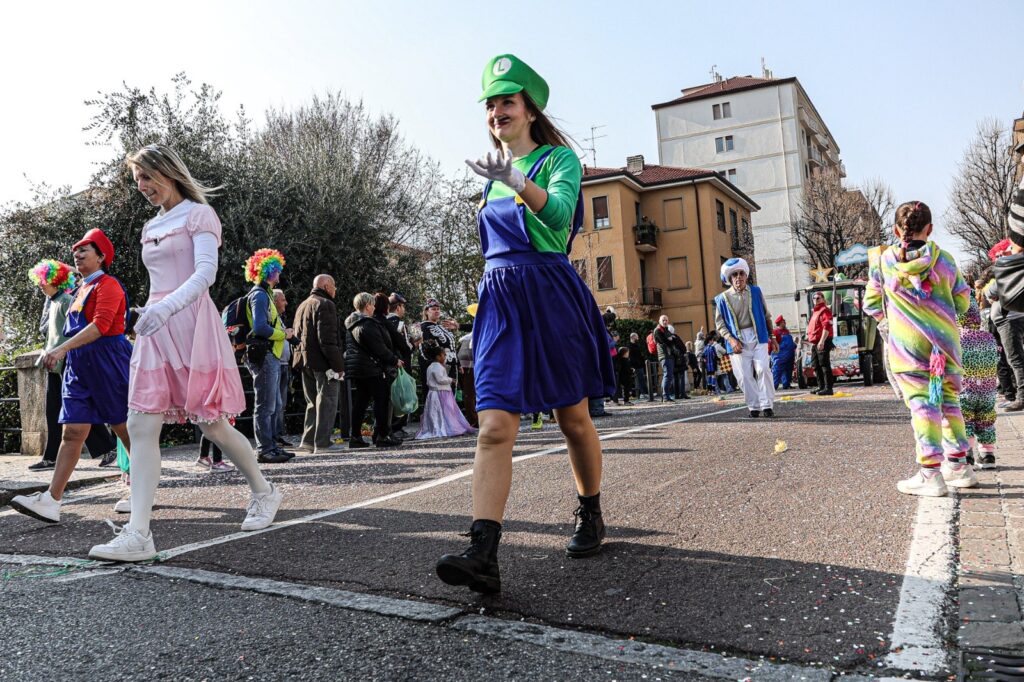 Carnevalone di Lecco: trionfa la Jamaica di "Noi per Voi" 28