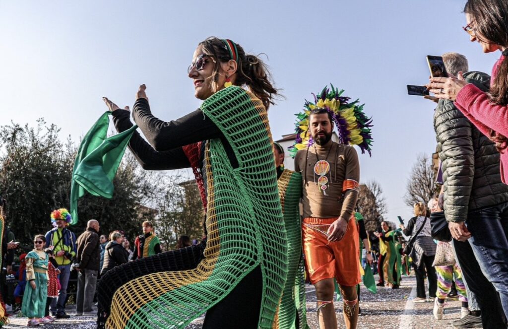 Carnevalone di Lecco: trionfa la Jamaica di "Noi per Voi" 20