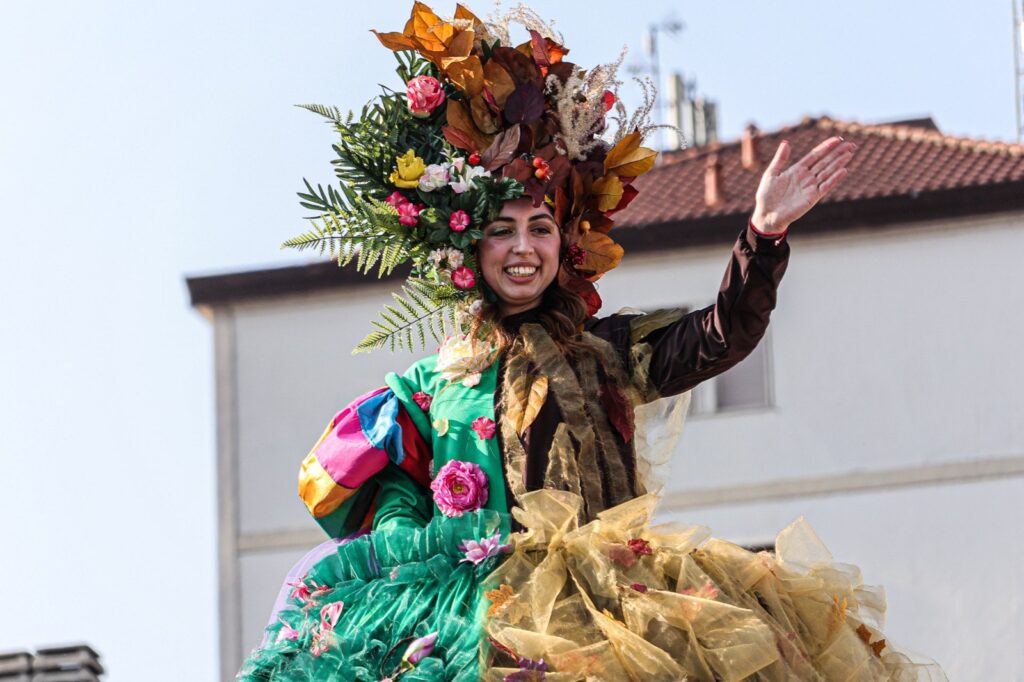 Carnevalone di Lecco: trionfa la Jamaica di "Noi per Voi" 10